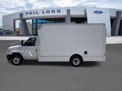 New 2024 Ford E-450 and Econoline 450 Super Duty w/ Driver's Safety Package RWD image 7