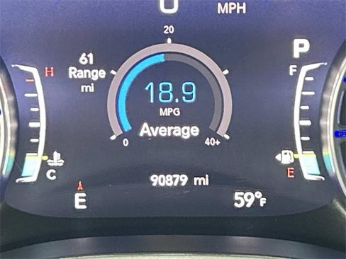 Used 2020 Chrysler Pacifica Touring-L w/ Advanced Safetytec Group image 38