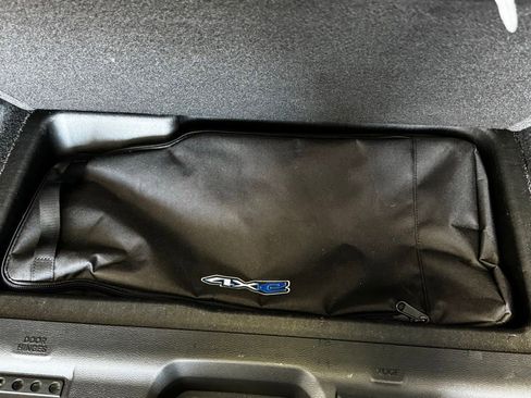 Used 2024 Jeep Wrangler Unlimited image 7