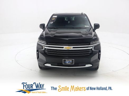 Used 2021 Chevrolet Suburban LT image 9