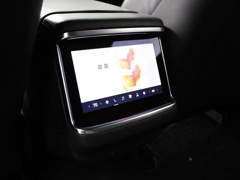 Used 2022 Tesla Model S Plaid image 30