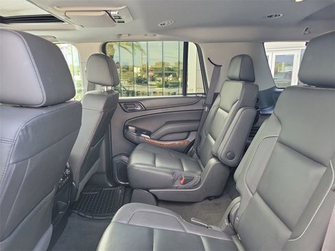 Used 2018 Chevrolet Tahoe Premier image 16