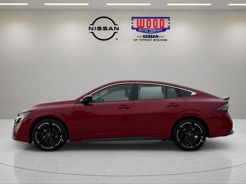 New 2026 Nissan Sentra SR w/ SR Premium Package FWD image 6