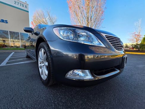 Used 2008 Lexus LS 460 image 9