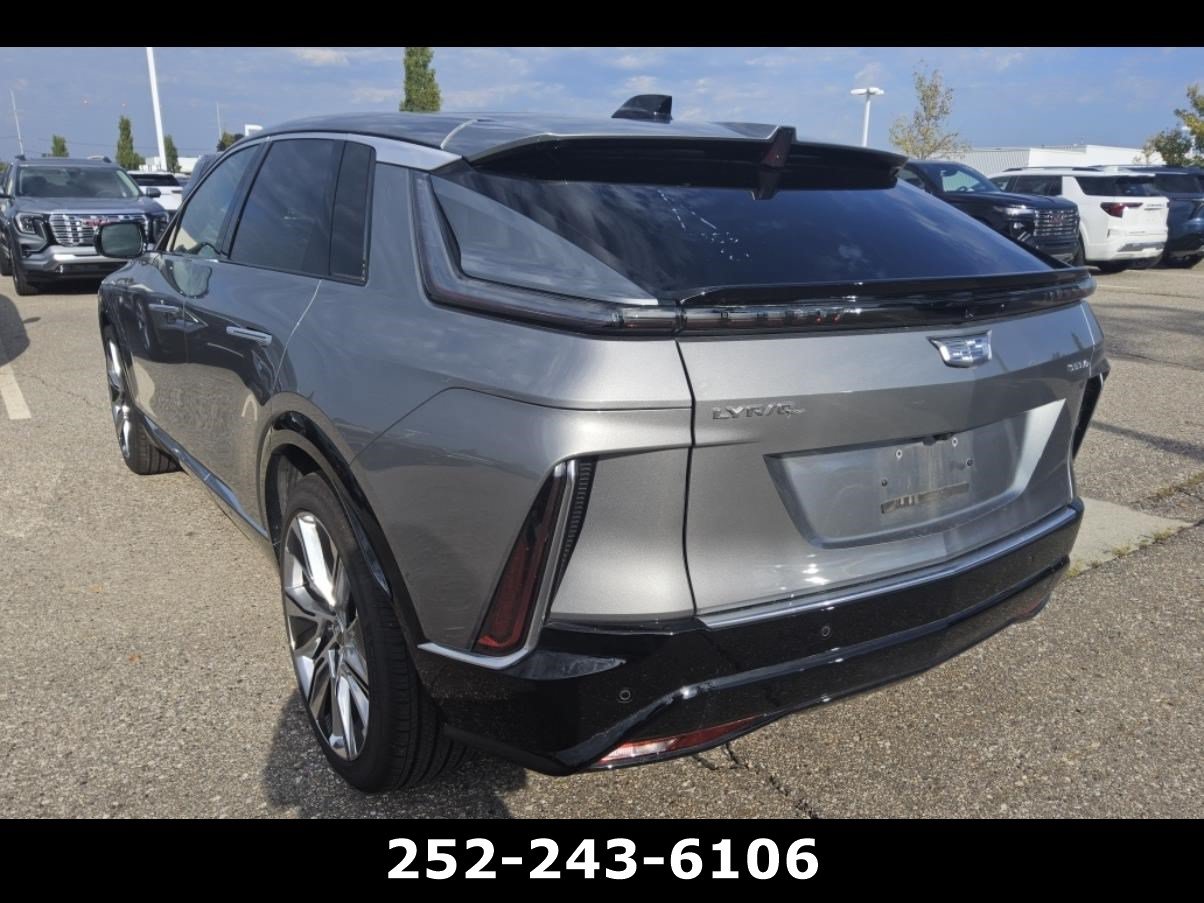 Used 2026 Cadillac Lyriq Signature Luxury w/ Nappa Leather Package AWD/4WD image 4