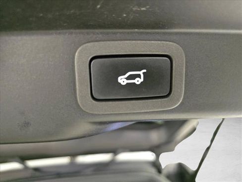 Used 2018 Land Rover Range Rover Sport HSE AWD/4WD image 13
