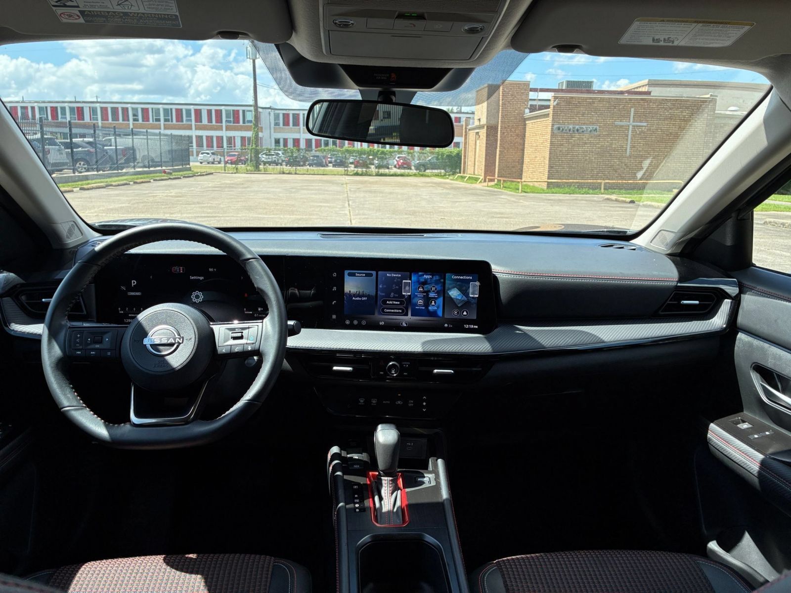 Used 2026 Nissan Kicks SR FWD image 31