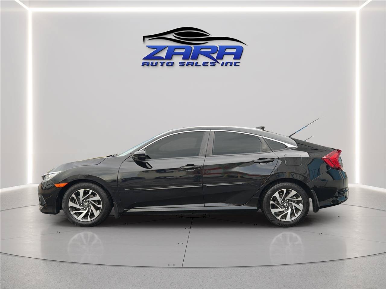 Used 2017 Honda Civic EX image 4