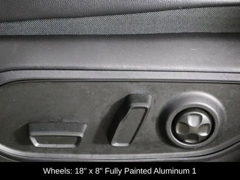 Used 2024 Jeep Grand Cherokee Altitude RWD image 24