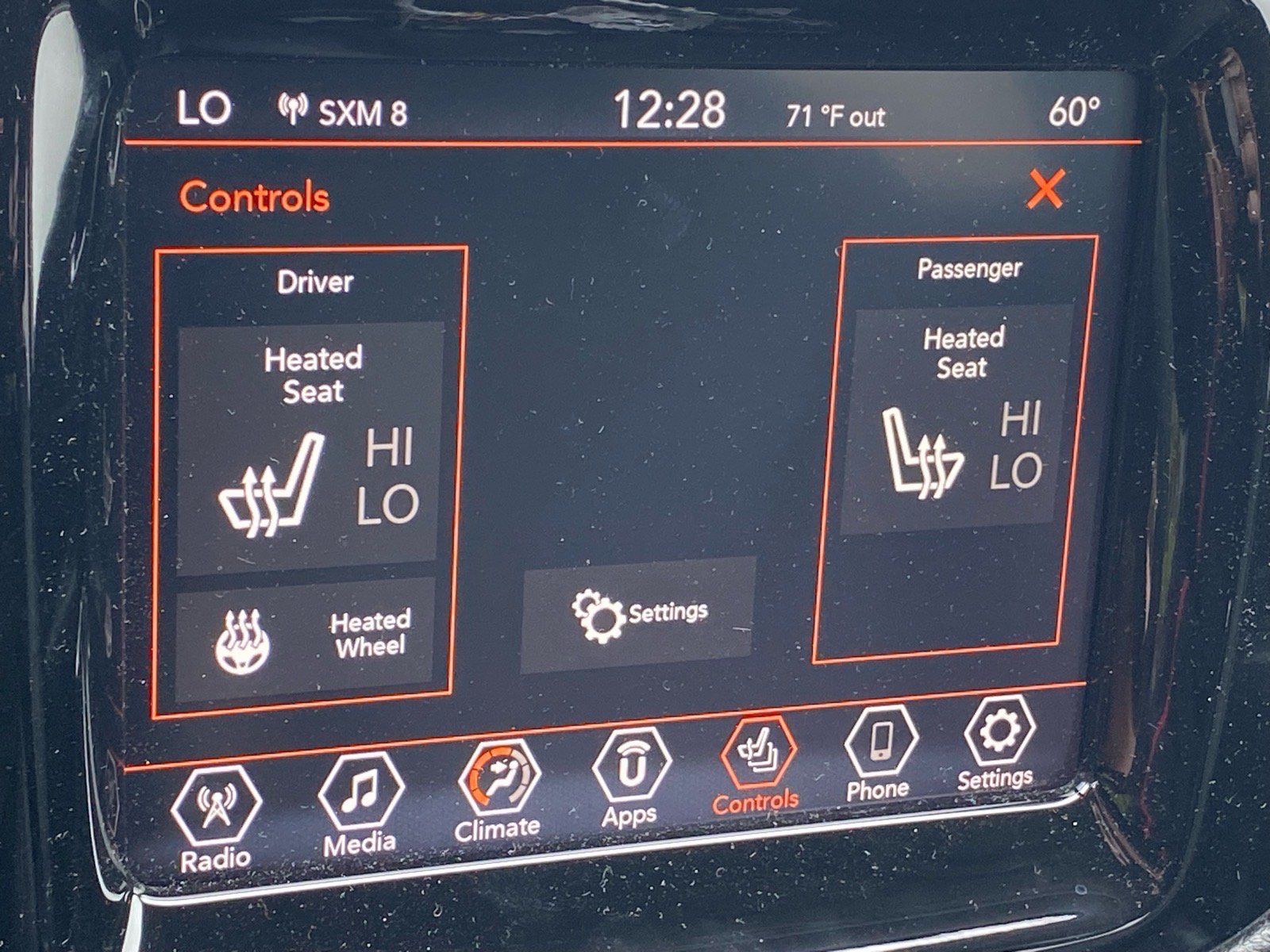 Used 2018 Jeep Compass Limited w/ Safe & Security Group AWD/4WD image 14