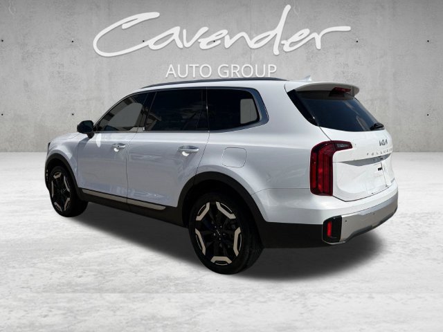 Used 2024 Kia Telluride S w/ S Sunroof Package FWD image 14