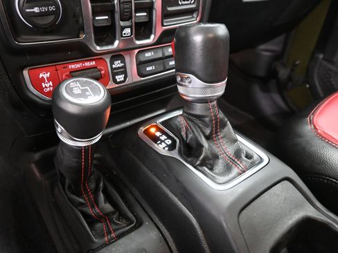 Used 2023 Jeep Wrangler Unlimited Rubicon 392 AWD/4WD image 30