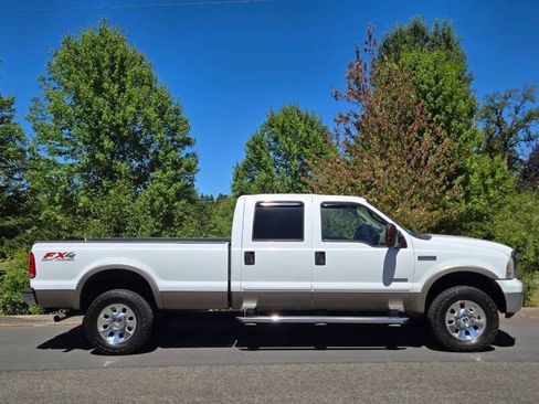 Used 2006 Ford F350 Lariat AWD/4WD image 9