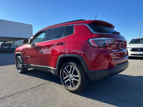Used 2020 Jeep Compass Latitude image 4