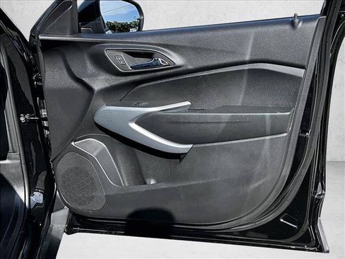Certified 2026 Chevrolet Trax LS FWD image 19