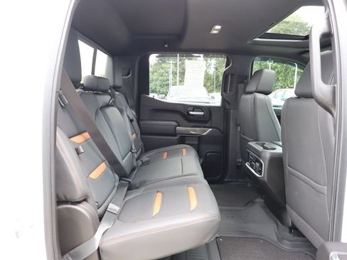 Used 2021 GMC Sierra 1500 AT4 w/ AT4 Premium Package AWD/4WD image 43