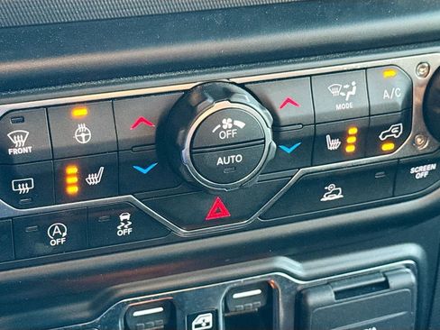 Used 2022 Jeep Wrangler Unlimited Sport AWD/4WD image 22