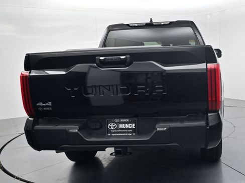 Used 2023 Toyota Tundra SR5 w/ SR5 Premium Package AWD/4WD image 7