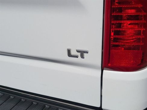 Certified 2021 Chevrolet Silverado 1500 LT image 22