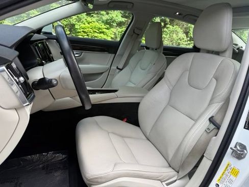 Used 2018 Volvo S90 T6 Momentum w/ Convenience Package AWD/4WD image 10