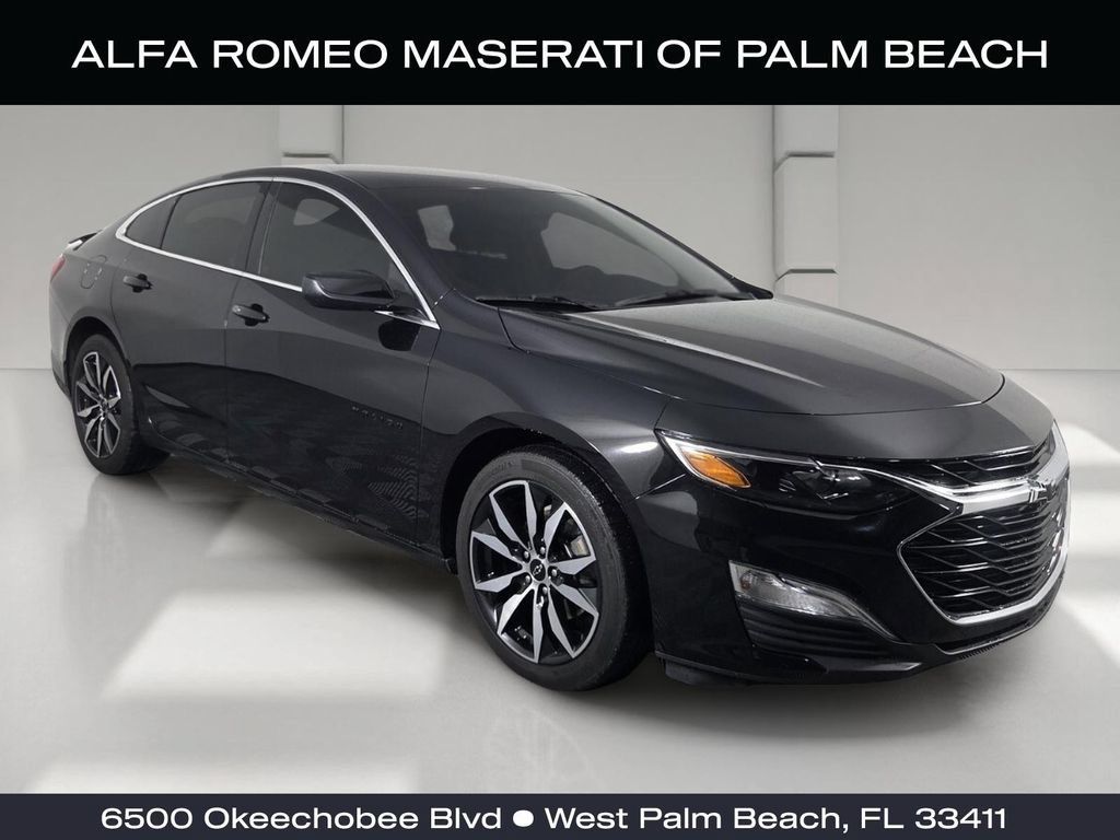 Used 2024 Chevrolet Malibu RS FWD image 1
