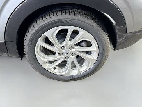 New 2027 Chevrolet Bolt LT image 32