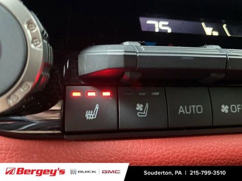 Used 2024 Toyota Sequoia TRD Pro AWD/4WD image 38