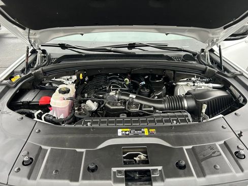 Certified 2023 Jeep Grand Cherokee L Laredo image 29