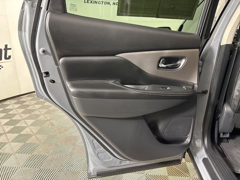 Used 2024 Nissan Murano SL image 22