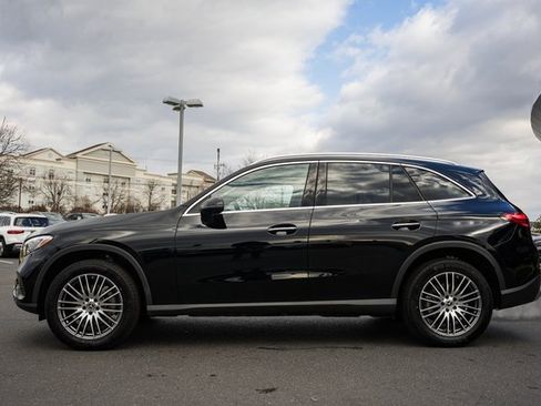 Certified 2024 Mercedes-Benz GLC 300 4MATIC image 4