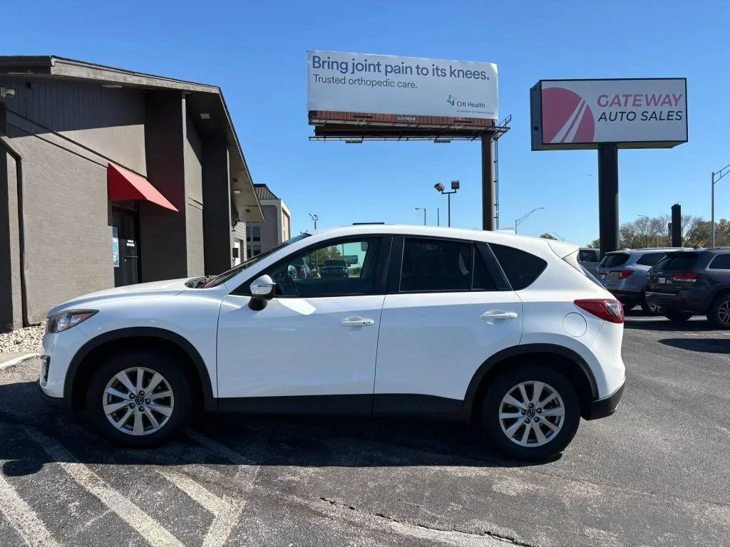 Used 2016 MAZDA CX-5 Touring w/ Bose/Moonroof Package AWD/4WD image 2