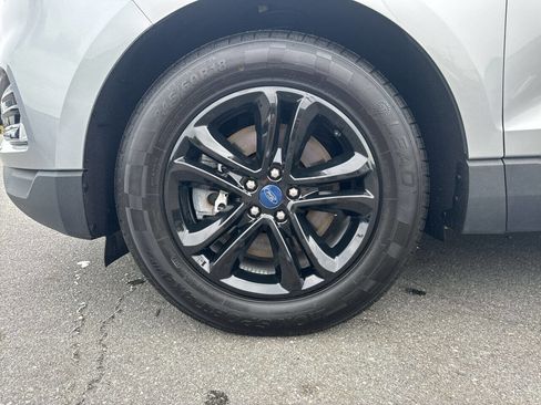 Used 2020 Ford Edge SEL w/ Cold Weather Package image 47