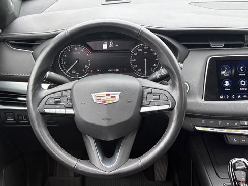 Used 2023 Cadillac XT4 Premium Luxury w/ Cold Weather Package image 13