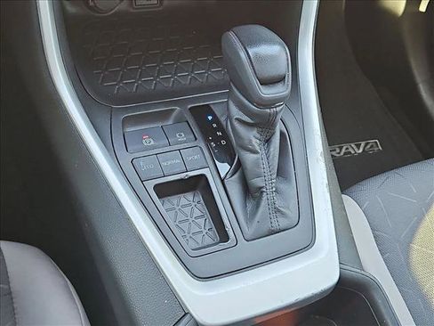Used 2023 Toyota RAV4 XLE w/ Convenience Package FWD image 12
