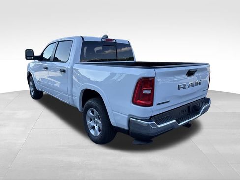 Used 2025 RAM 1500 Big Horn AWD/4WD image 3
