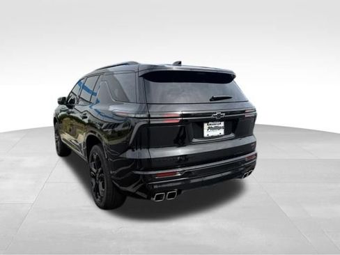 Used 2024 Chevrolet Traverse RS w/ LPO, Floor Liner Package AWD/4WD image 10