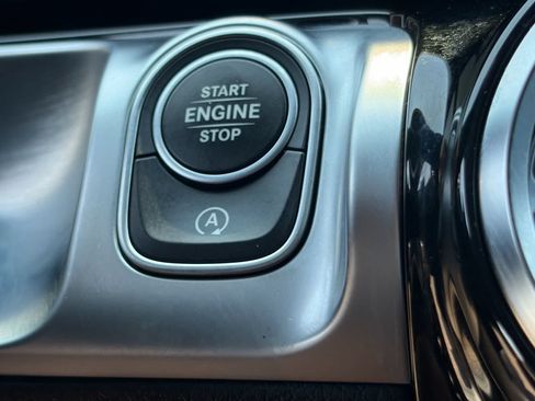 Used 2022 Mercedes-Benz GLB 250 image 20