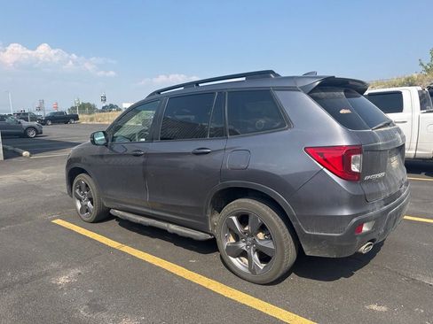 Used 2021 Honda Passport Touring image 3