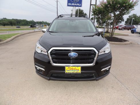 Used 2020 Subaru Ascent Touring w/ Popular Package #3 image 2