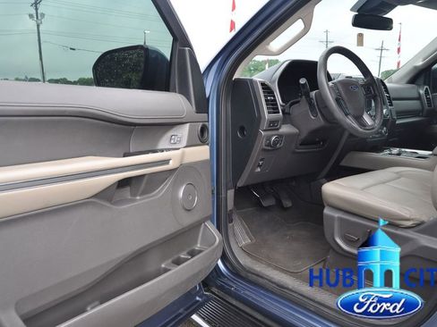 Used 2020 Ford Expedition XLT w/ Equipment Group 202A RWD image 11