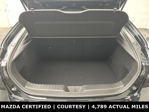Used 2025 MAZDA MAZDA3 s image 28