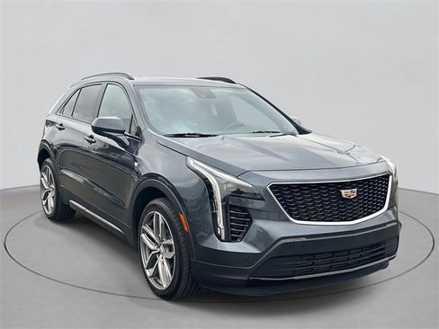 Used 2019 Cadillac XT4 Sport w/ Cold Weather Package image 33