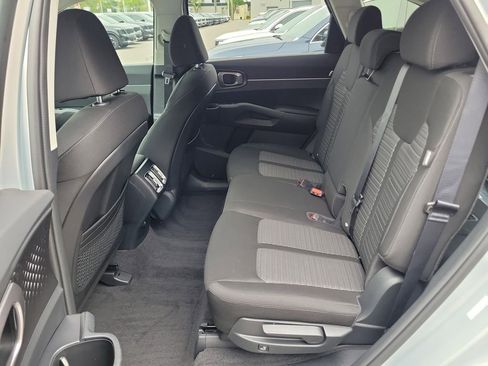 New 2026 Kia Sorento LX FWD image 15