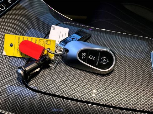 Used 2025 Mercedes-Benz GLC 63 AMG S image 24