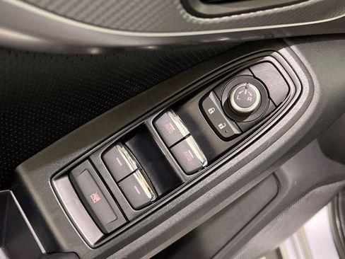 Used 2023 Subaru Crosstrek 2.5i Limited w/ Moonroof Package image 30