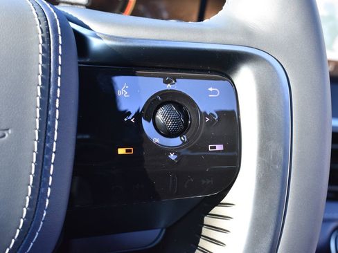 New 2026 INFINITI QX80 4WD image 19