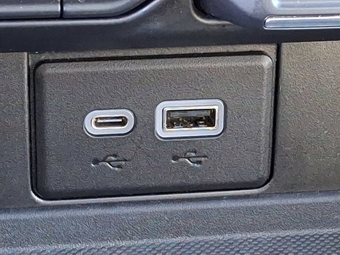 Used 2022 GMC Yukon SLT w/ SLT Premium Package image 25