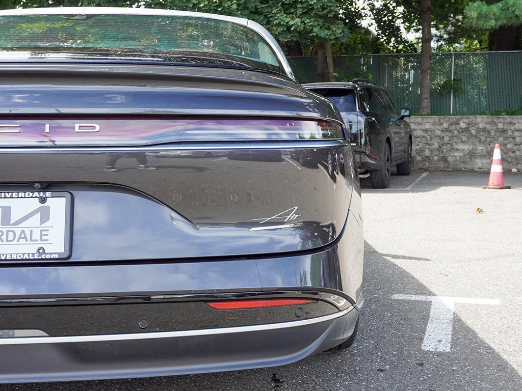 Used 2025 Lucid Air Touring AWD/4WD image 19