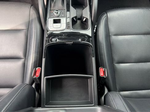 Used 2022 Kia Telluride S image 33