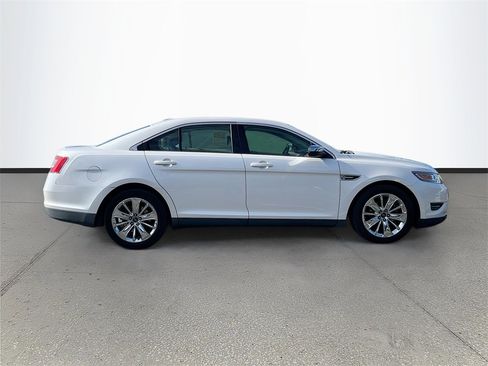Used 2012 Ford Taurus Limited image 7